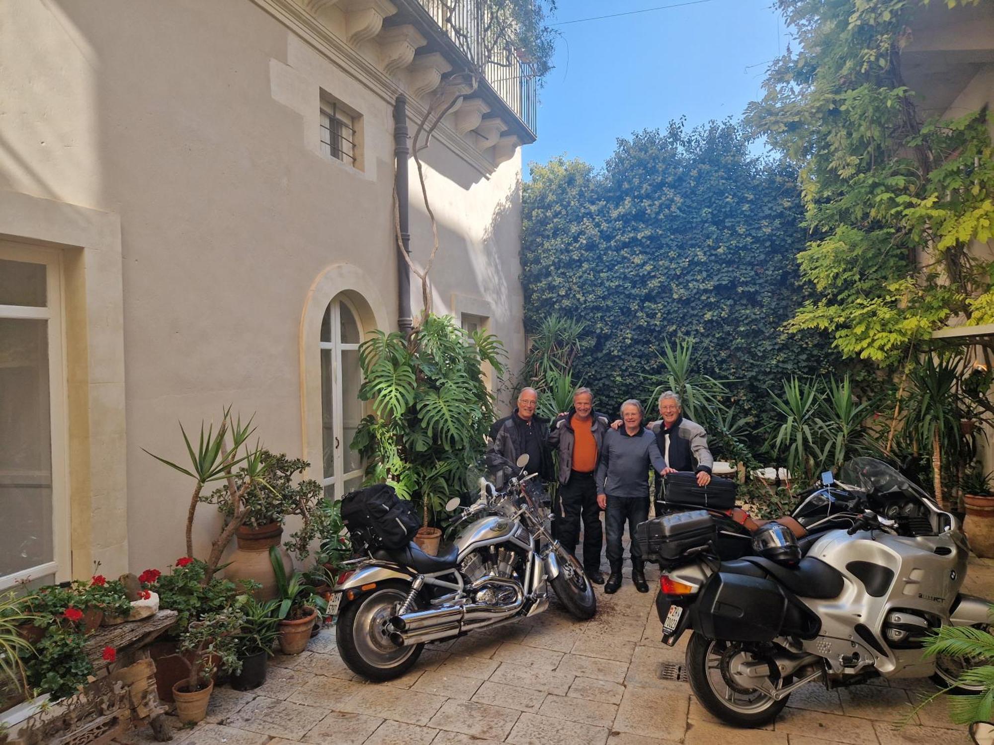 Palazzo Degli Antoci Hotel Ragusa Exterior photo